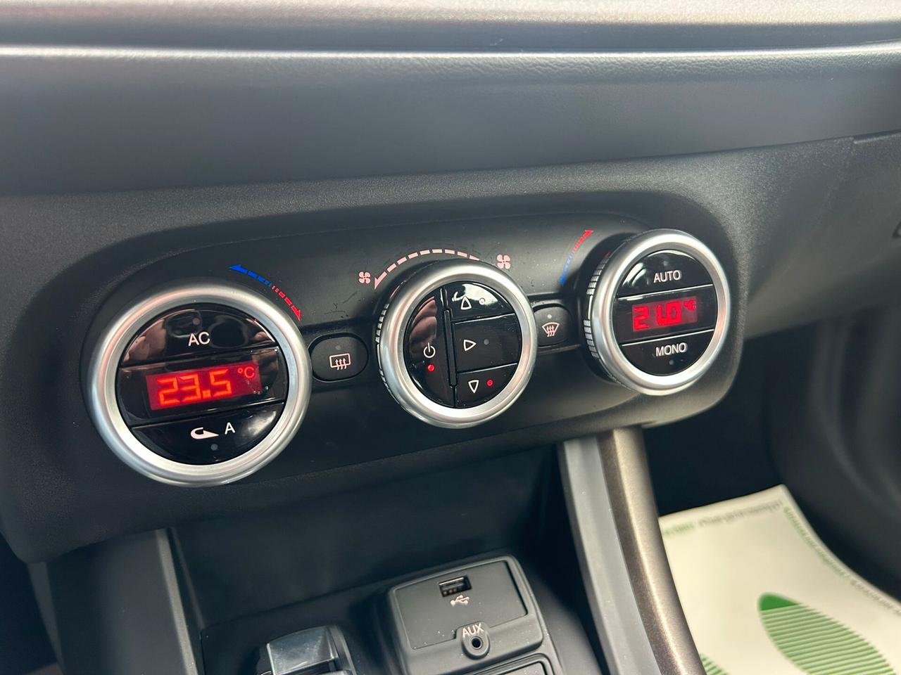 Alfa Giulietta 1.6 MJ DISTINCTIVE Km129.000-2014