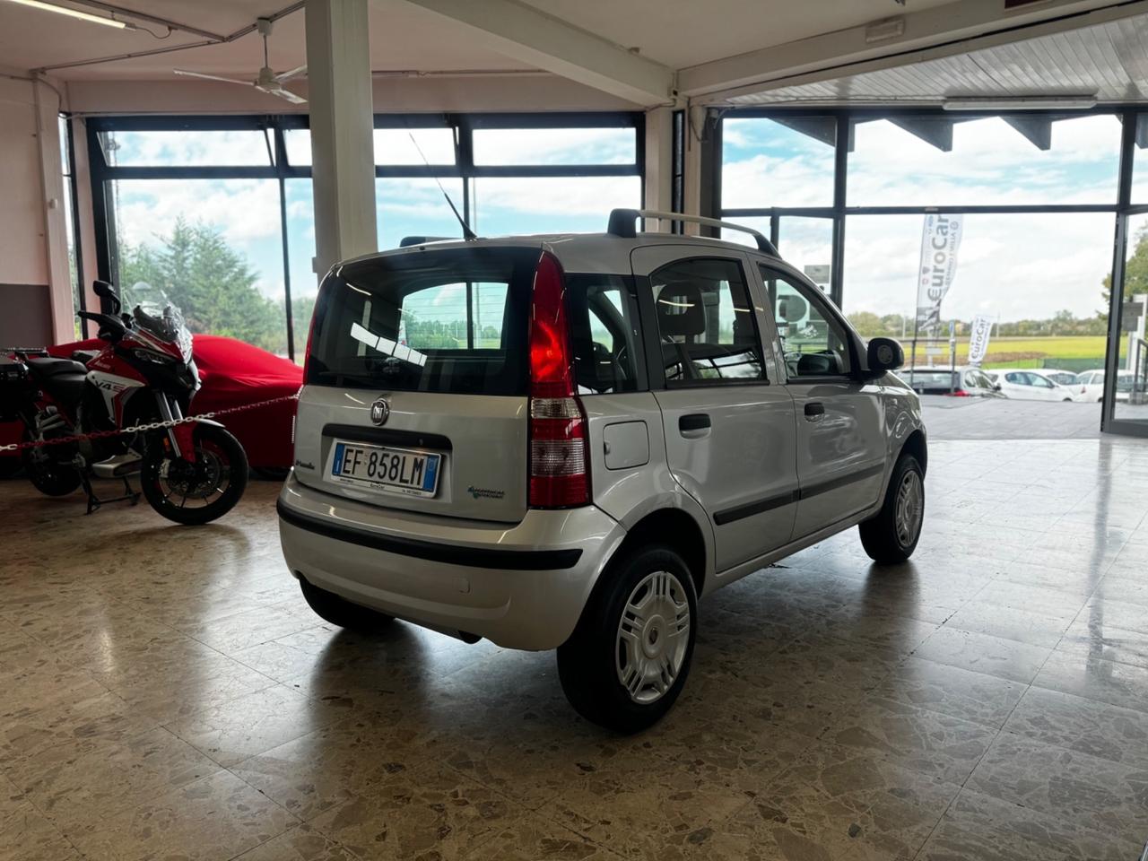 Fiat Panda 1.2 Climbing Metano 01/2011 Neopatentati