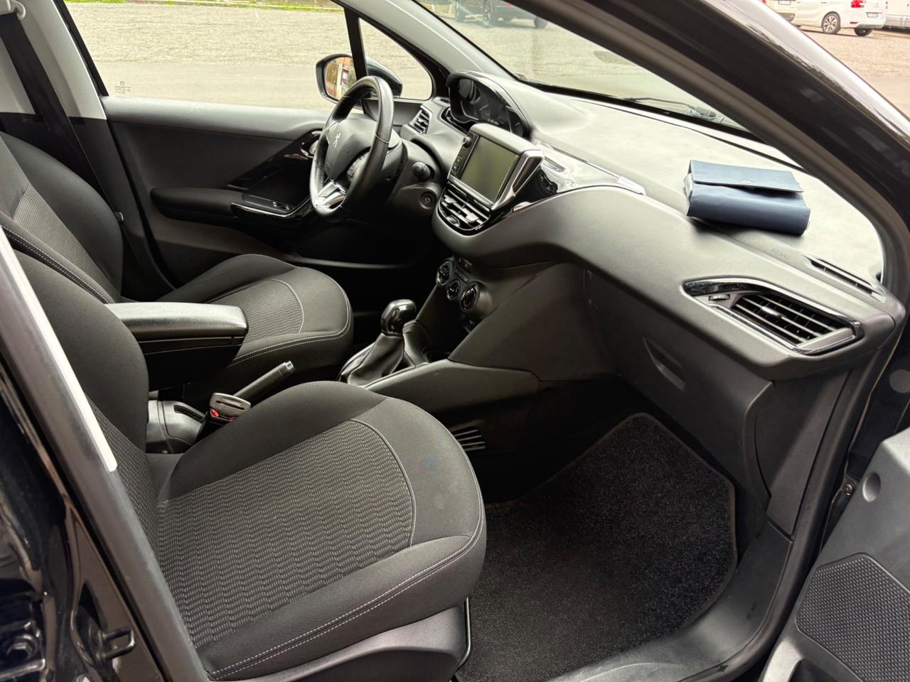 Peugeot 208 BlueHDi 75 5 porte Allure