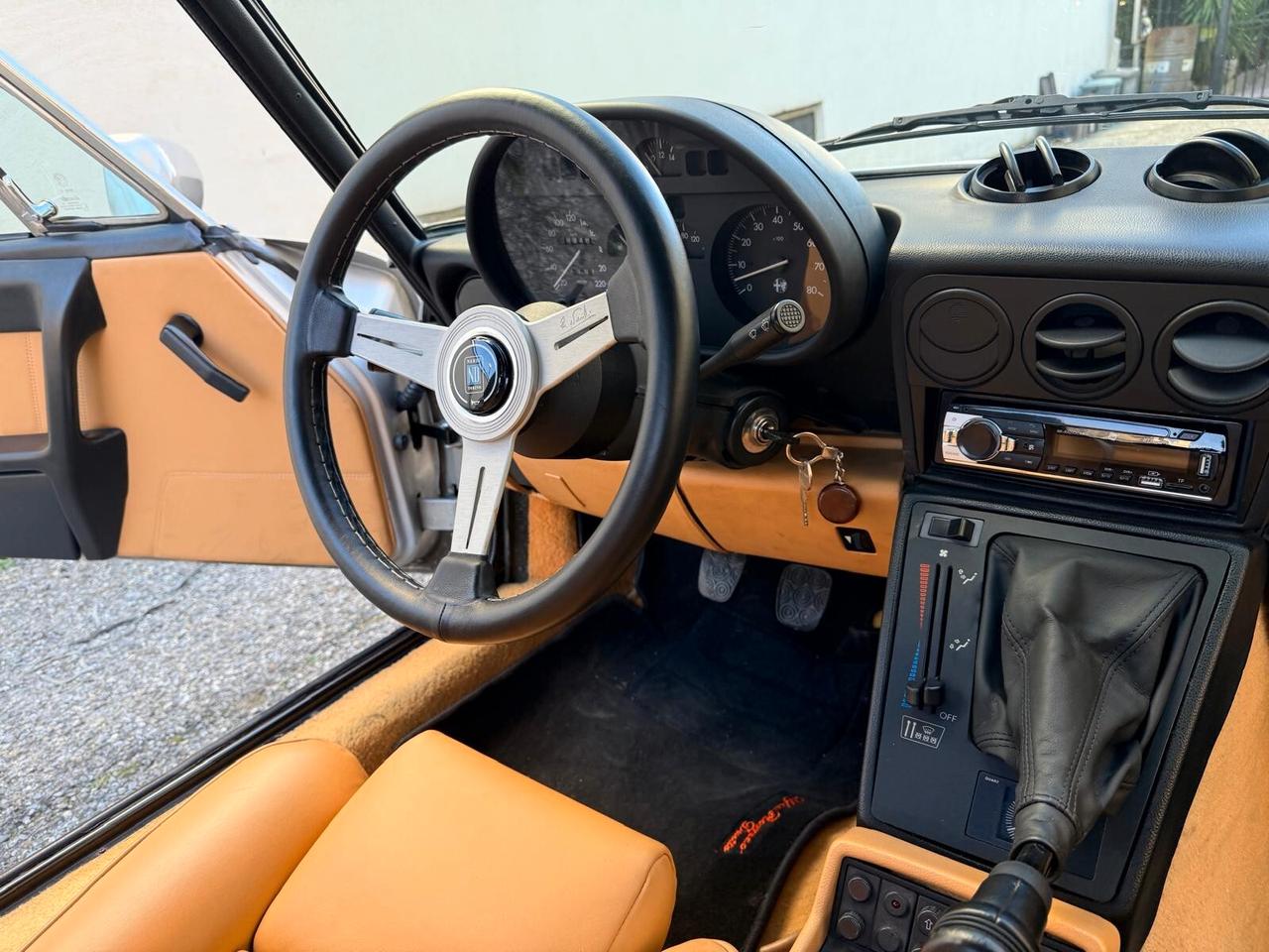 Alfa Romeo Spider 2.0i