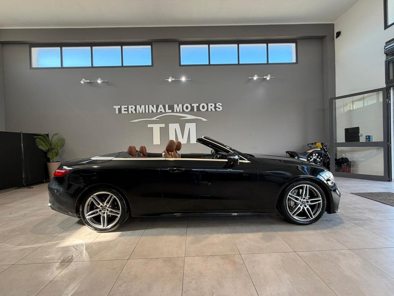 Mercedes-benz E 220 d Auto Cabrio Premium AMG, luci ambient.