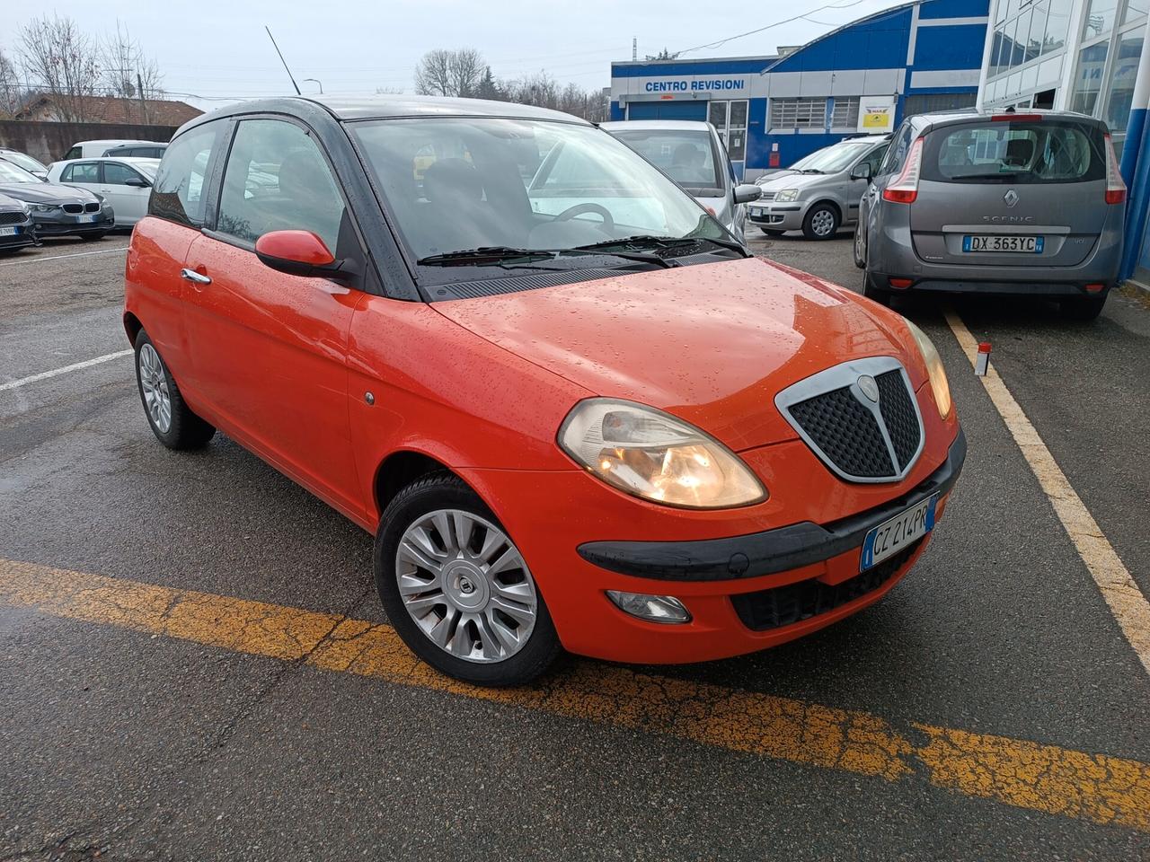 Lancia Ypsilon 1.2 Oro Bianco