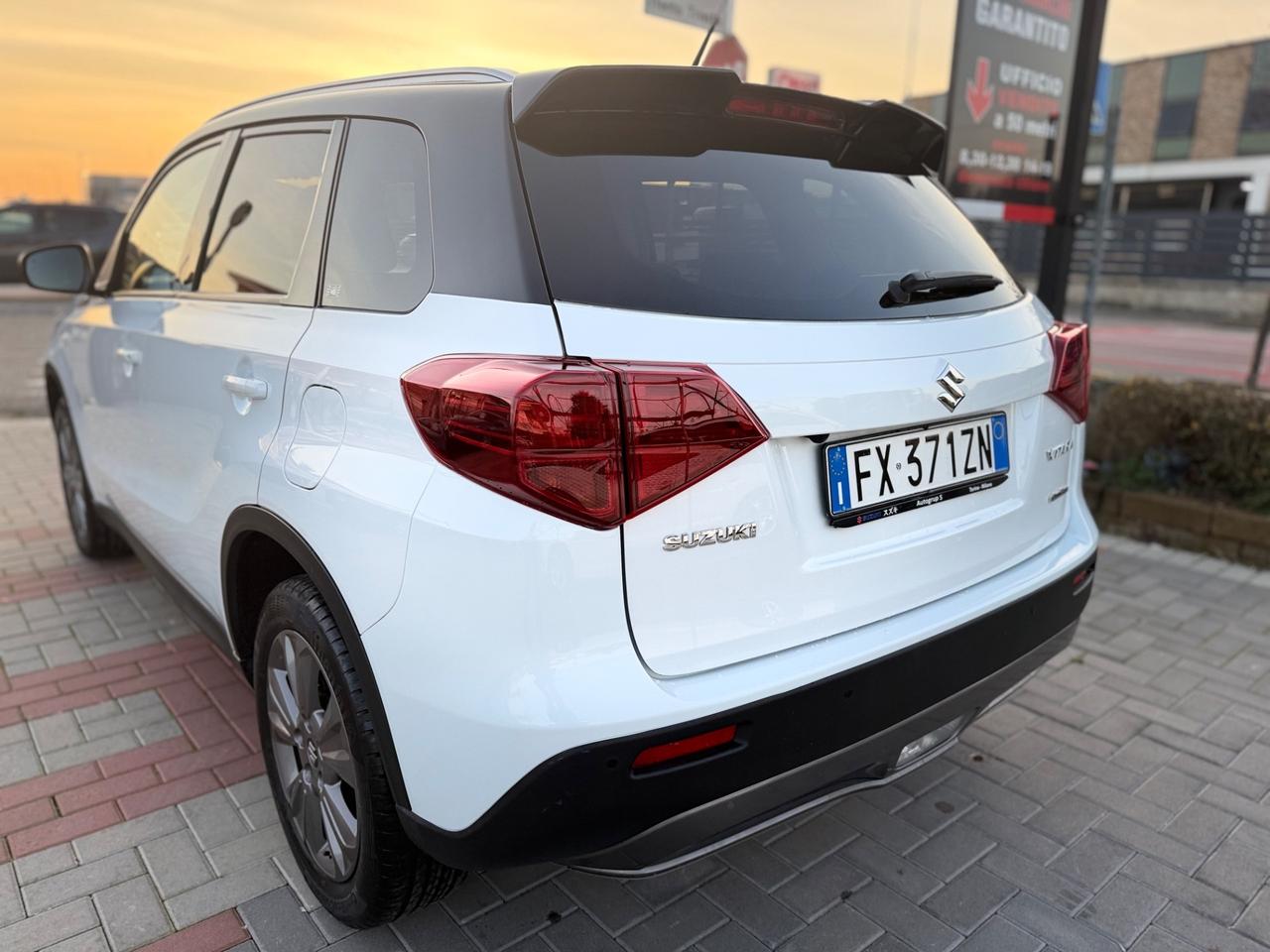 Suzuki Vitara 1.0 Boosterjet 4WD AllGrip Starview