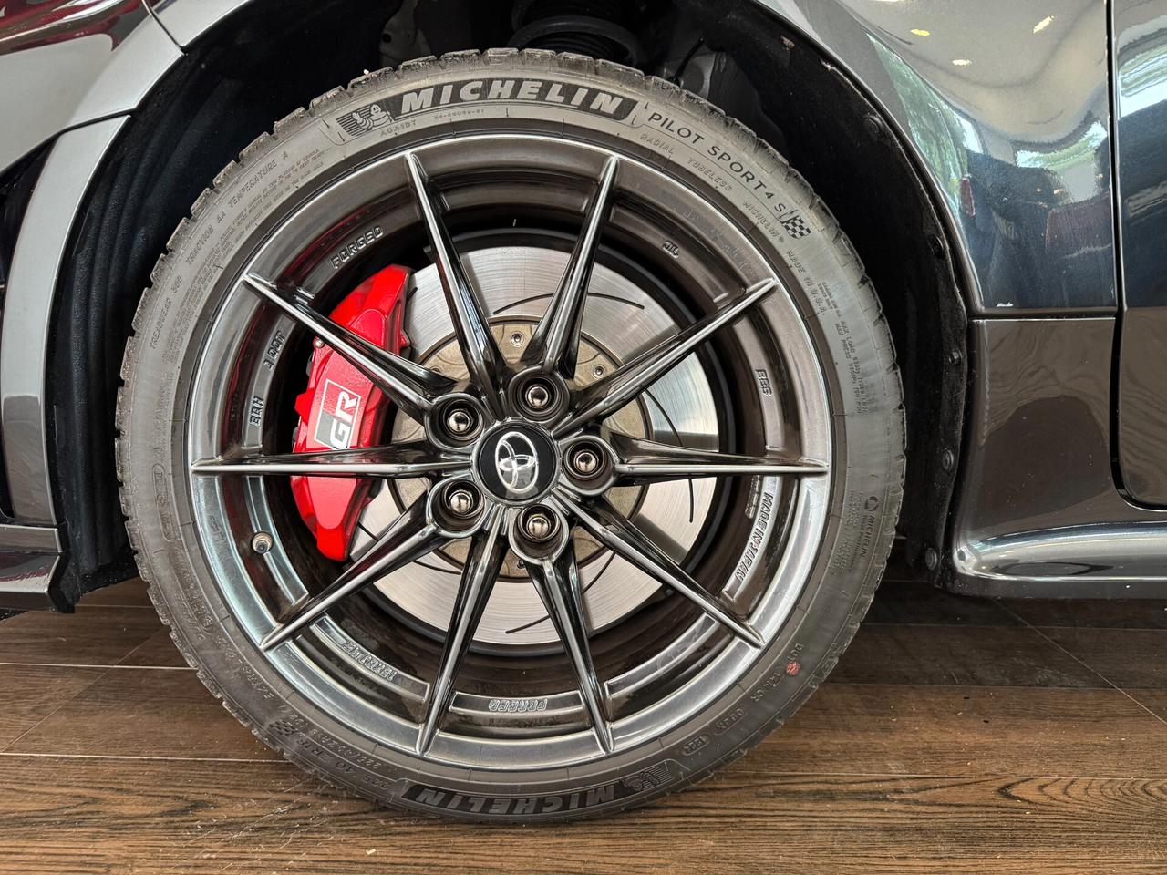 Toyota Yaris GR 1.6 Circuit-ITALIANA-CERCHI FORGIATI-AUTOMATICA-PREZZO REALE-PRONTA CONSEGNA.