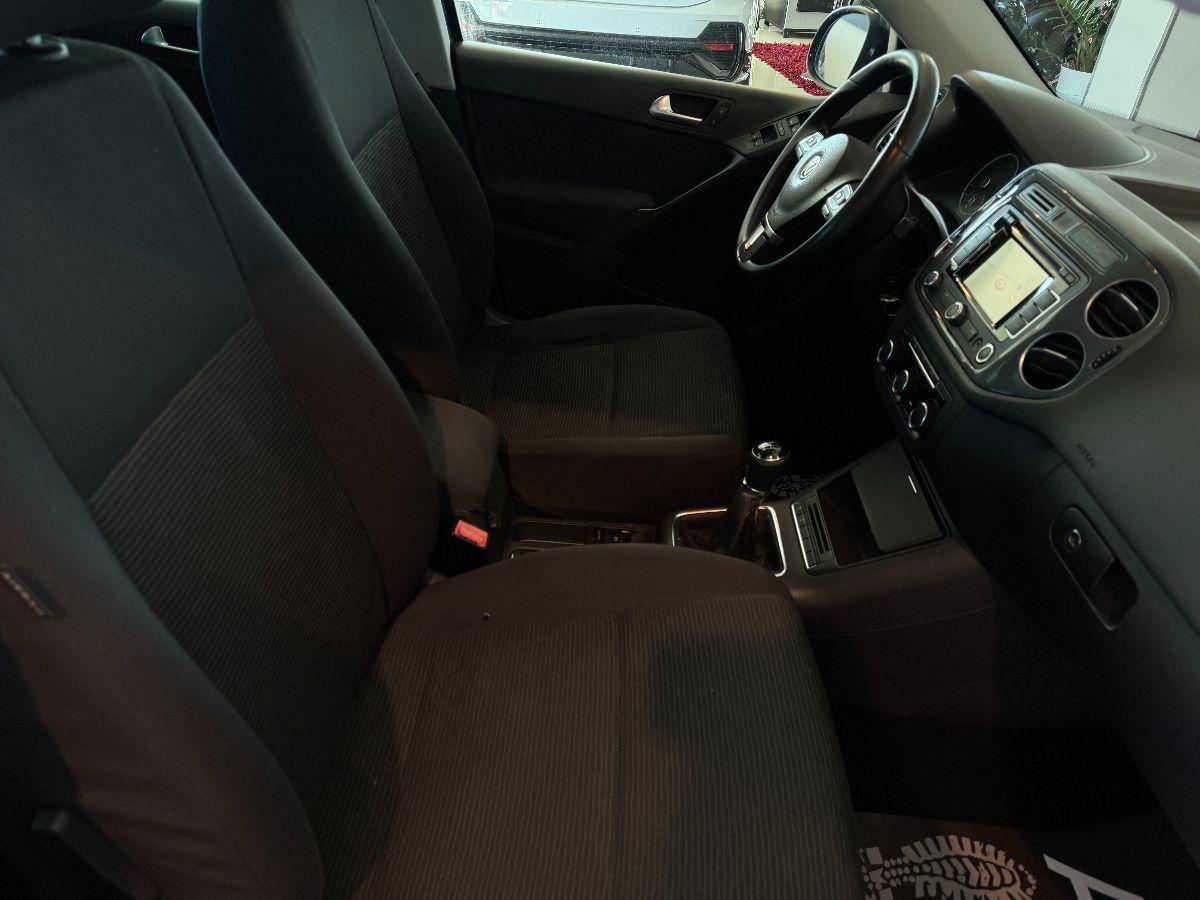VOLKSWAGEN Tiguan 2.0 TDI 110 CV Sport & Style