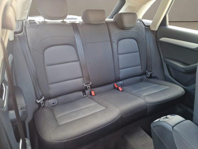 AUDI Q3 2.0 TDI 120 CV Business