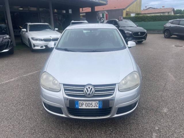 Volkswagen Jetta 1.6 Trendline GPL