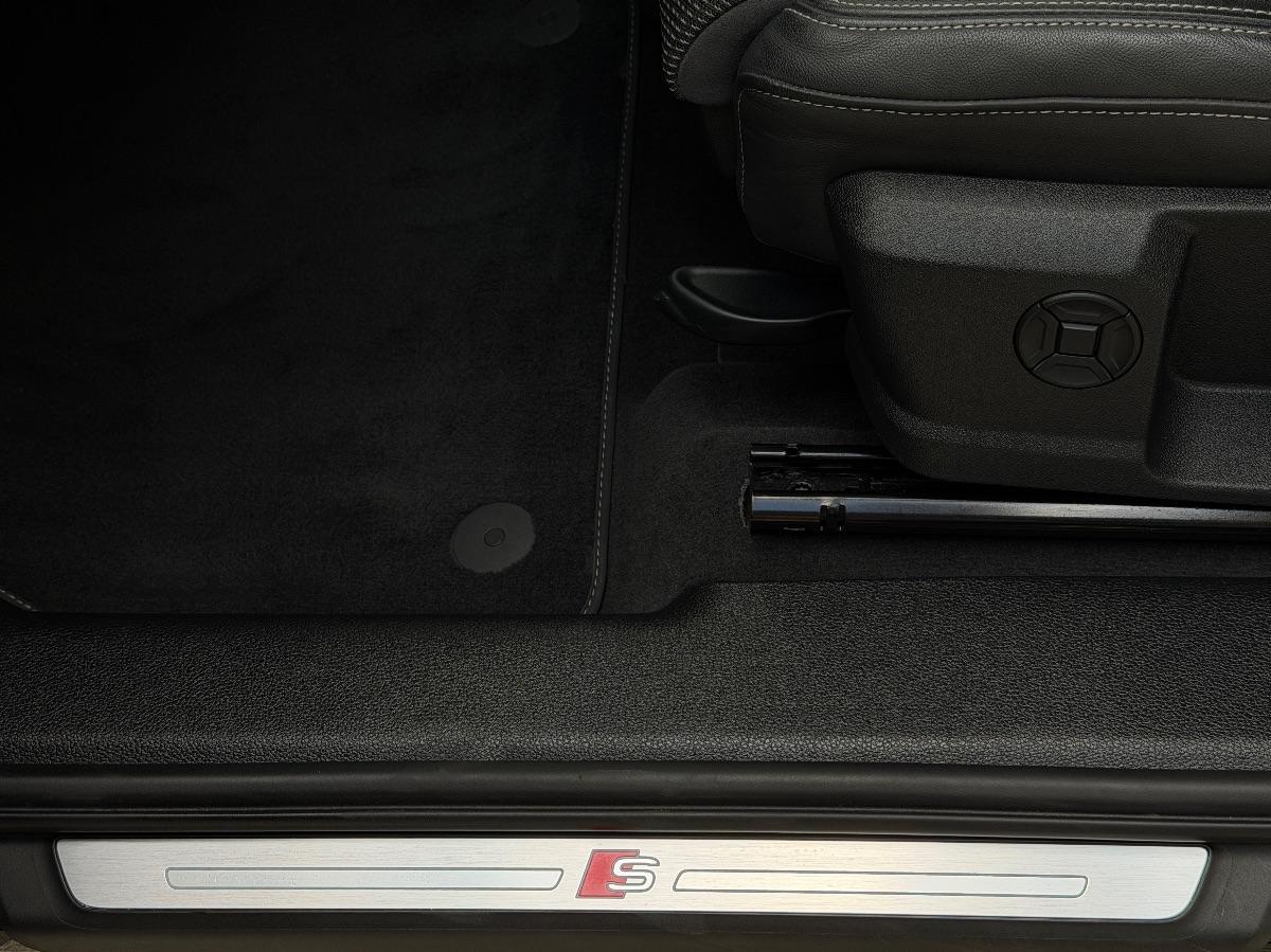 Audi Q3 Sportback 40TDI Quattro S-line Identity Black 200CV