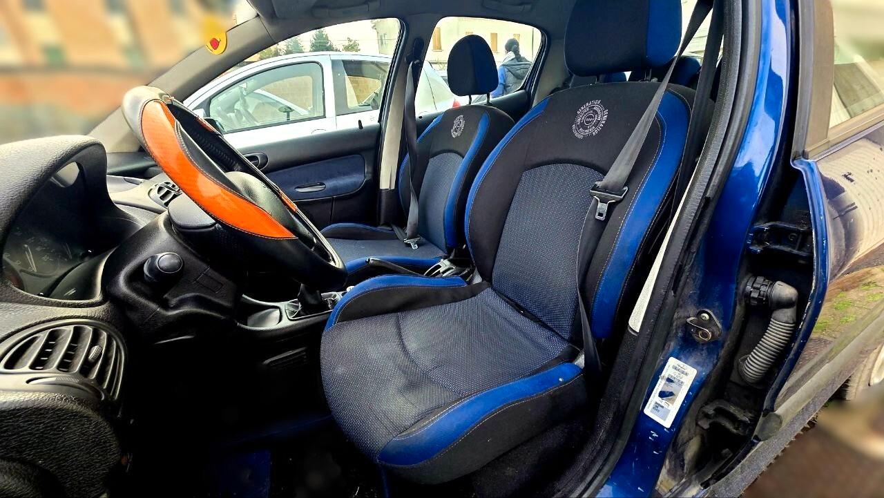 Peugeot 206+ Motore NUOVO NEOPATENTATI