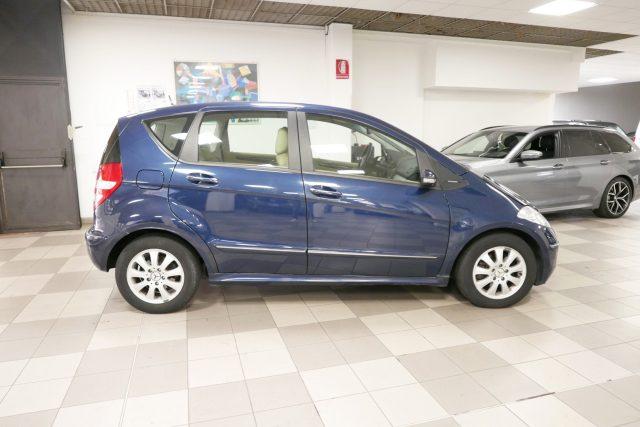 MERCEDES-BENZ A 180 CDI Elegance
