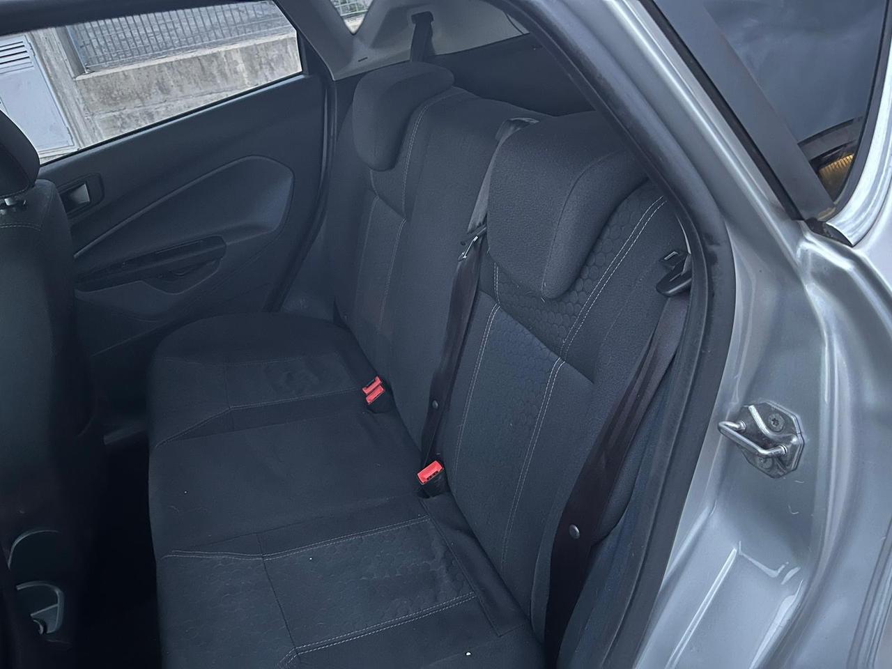 Ford Fiesta 1.4 5p Bz.- GPL Titanium 135000 km