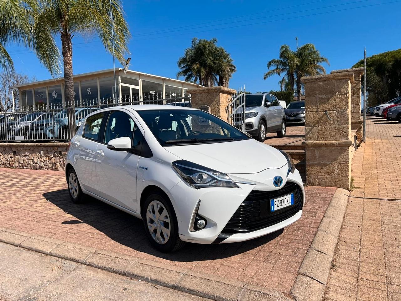 Toyota Yaris 1.5 Hybrid 5 porte Business
