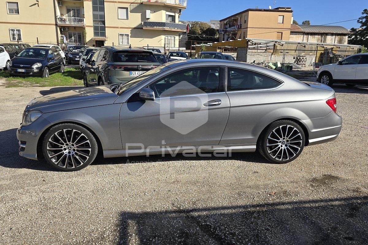 MERCEDES C 220 CDI BlueEFFICIENCY Coupé Avantgarde