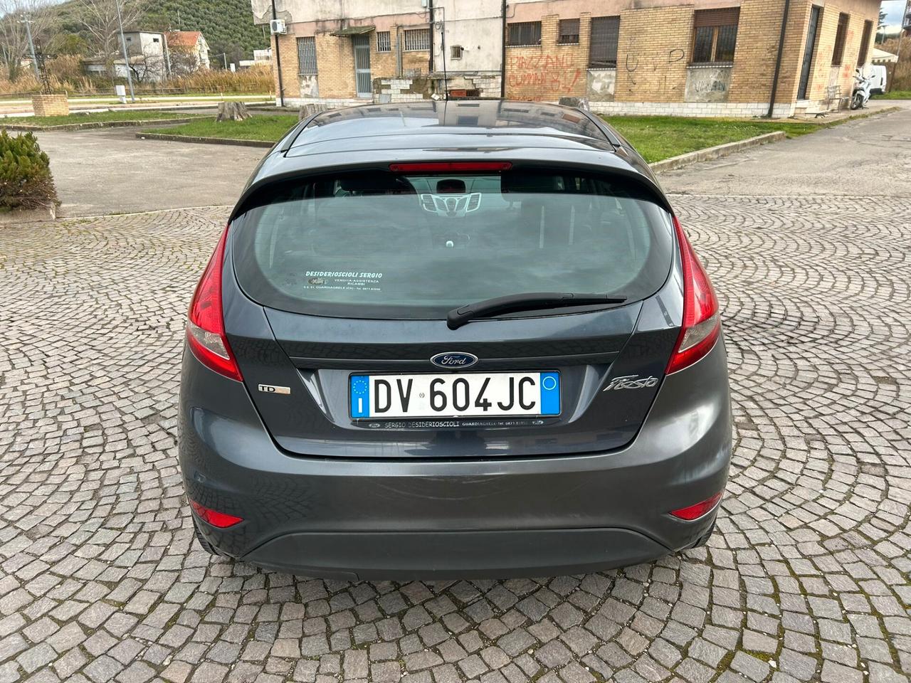 Ford Fiesta 1.4 TDCi 68CV 5 porte Titanium