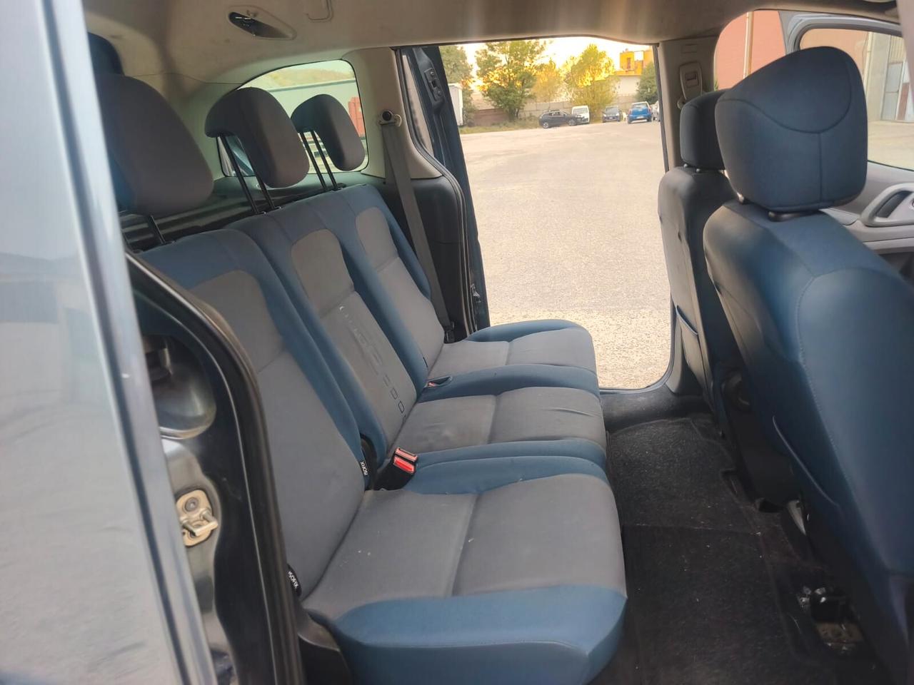 Citroen Berlingo 2010---1.6 Diesel