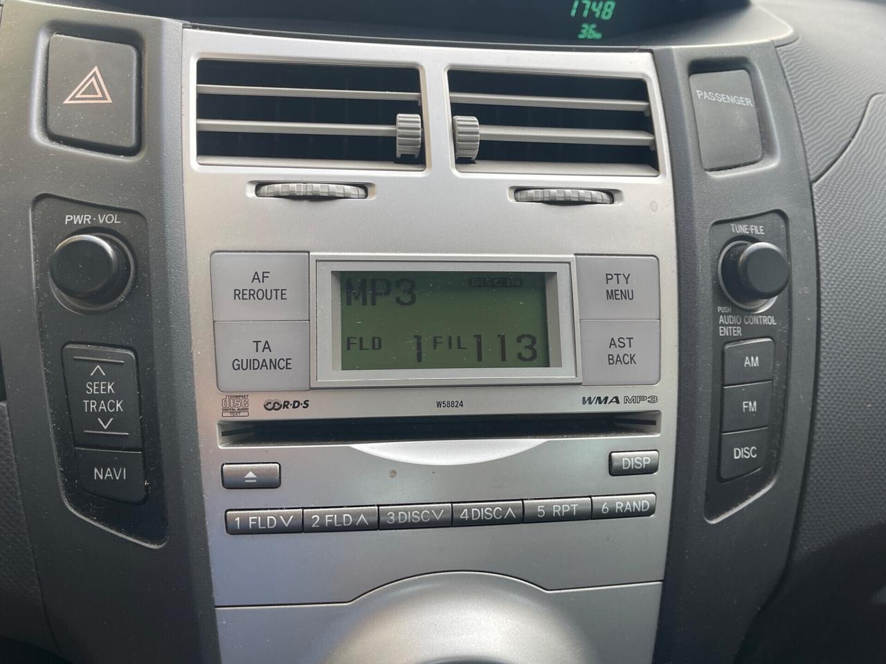 TOYOTA YARIS 1.3 BENZINA EURO4 UNI PROP