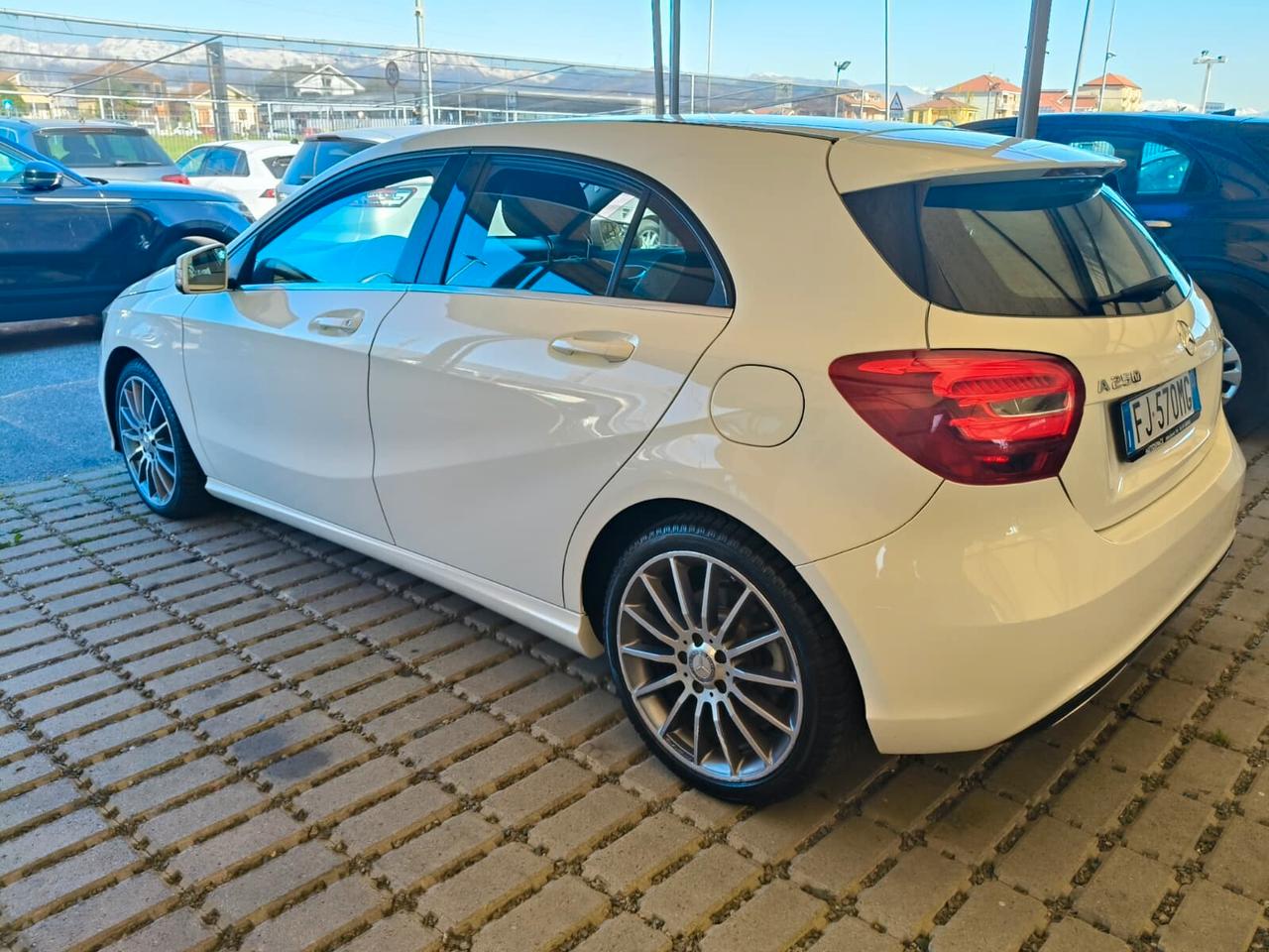 Mercedes-benz A 250 4Matic Automatic Premium