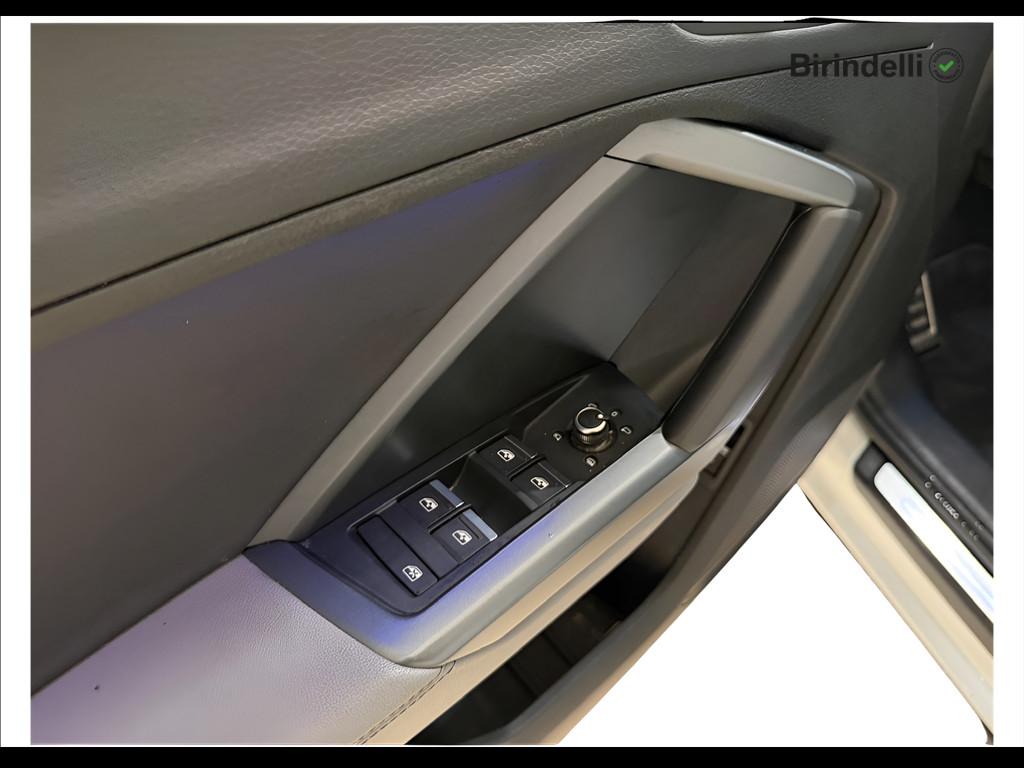 AUDI Q3 2ª serie - Q3 SPB 45 TFSI e S tronic S line edition