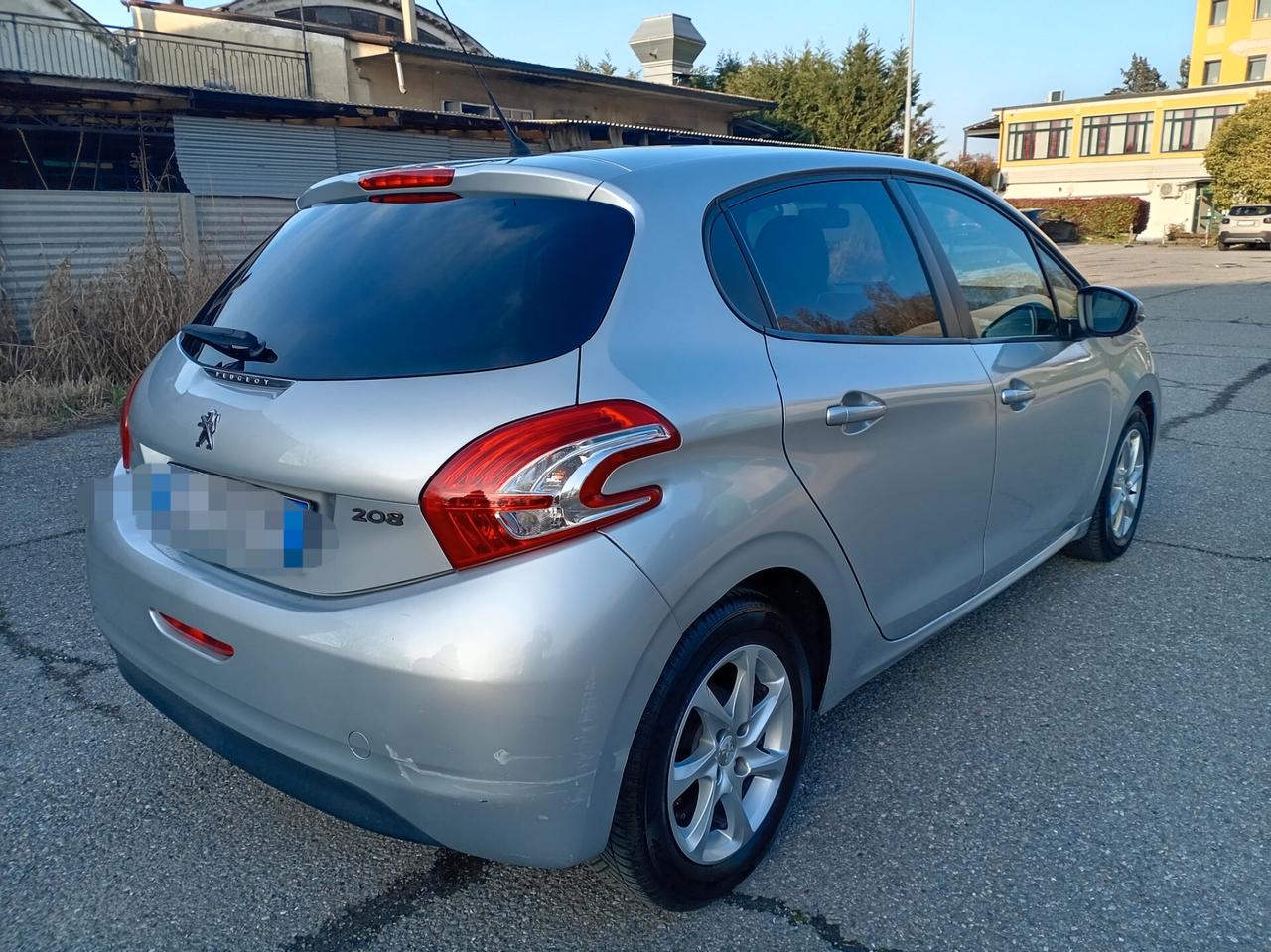 Peugeot 208 1.4 HDi 68 CV 5 porte Active