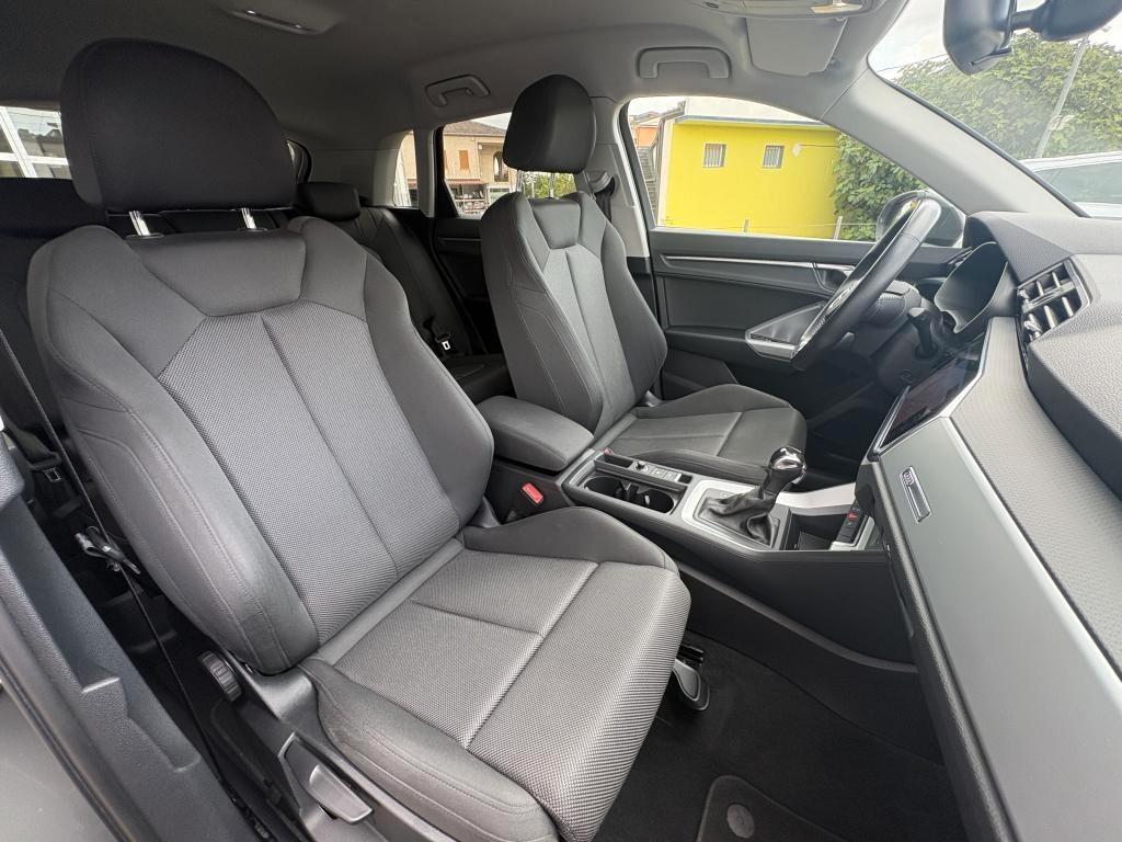 Audi Q3 35 TDI 2.0 150cv S tronic Business
