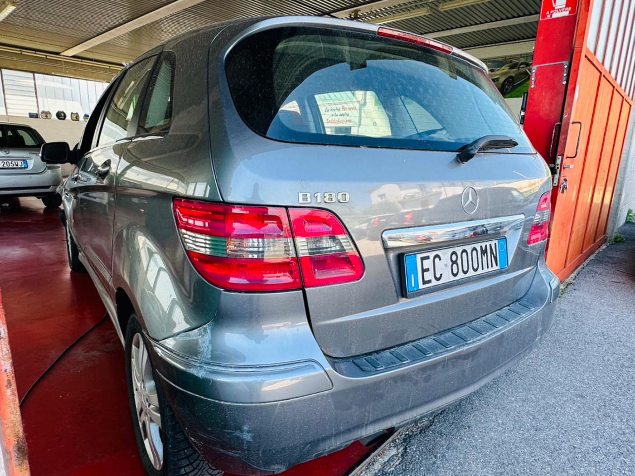 Mercedes-benz B 180 BlueEFFICIENCY Premium