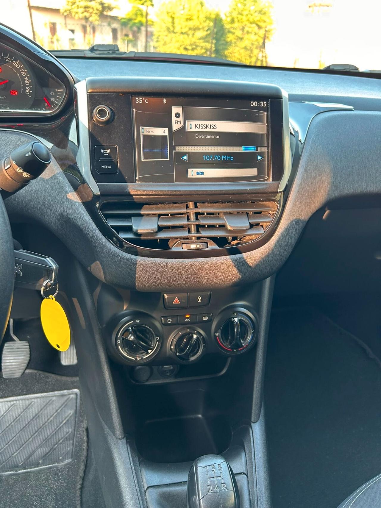 Peugeot 208 2013 1.0 Benzina 116.000 KM EURO5B