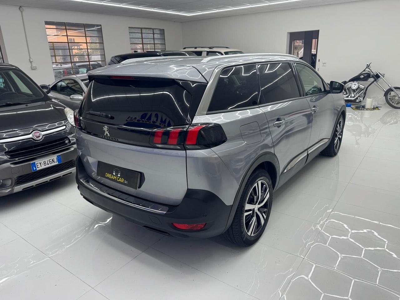 Peugeot 5008 1.2 131CV -Ok neopatentati