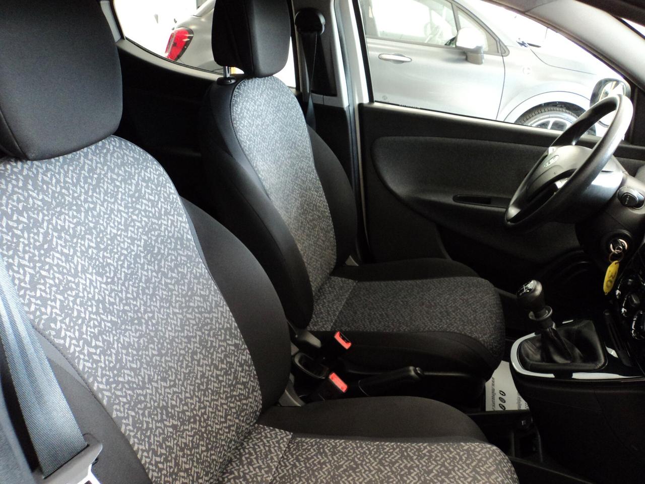 Lancia Ypsilon 1.2 69 CV 5 porte S&S Elefantino Blu