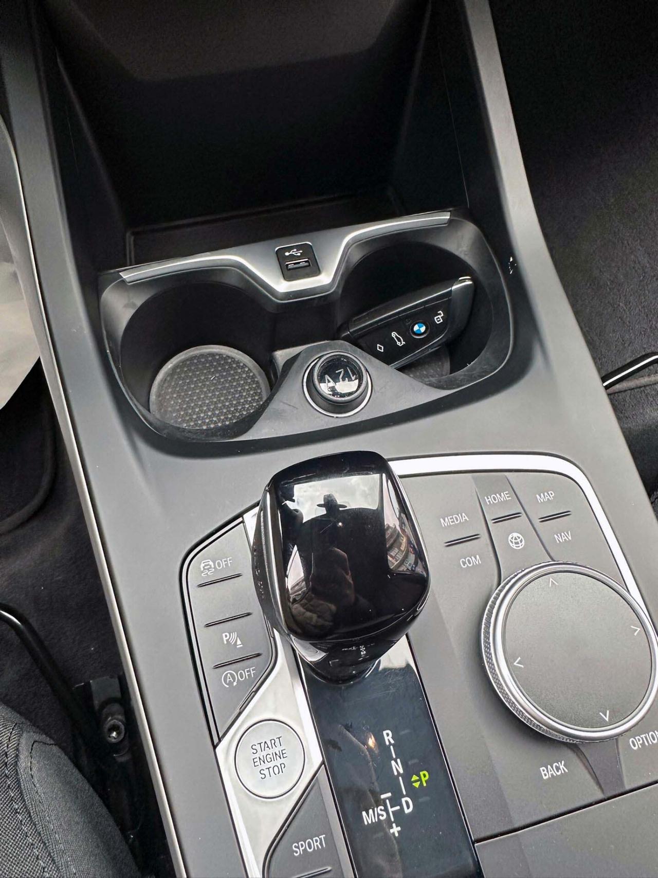 Bmw 116d 5p. Business Advantage 1.5 Automatica Navi Led Camera Virtual Cokpit Unico Prorietario Fatturabile