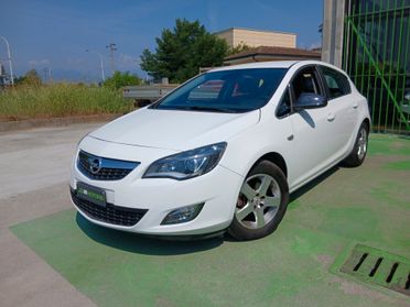 Opel Astra 1.4 Turbo 140CV 5 porte Cosmo