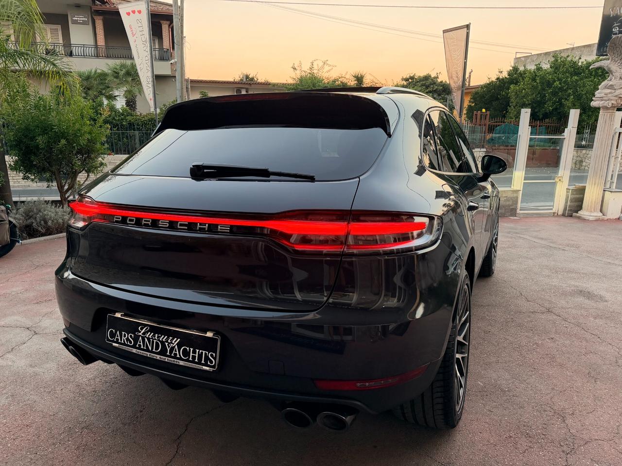 Porsche Macan 2.0 245- 2021-TETTO-FULLED-21^