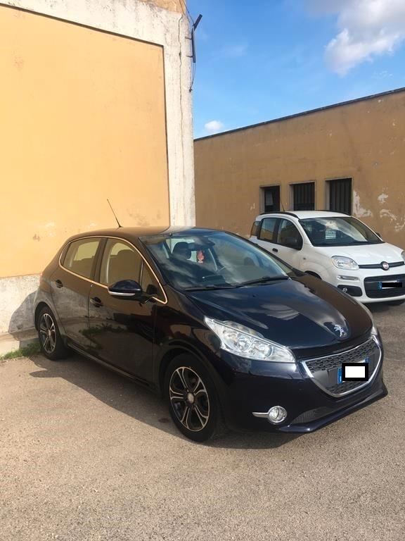 Peugeot 208 1.2 VTi 82 CV 5 porte Allure