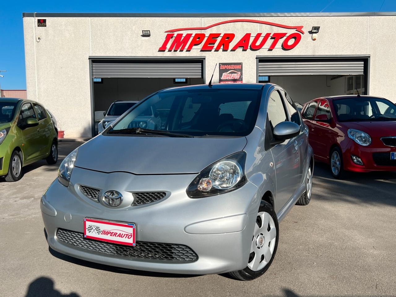 Toyota Aygo 1.0 CONNECT 1 PROPRIETARIO