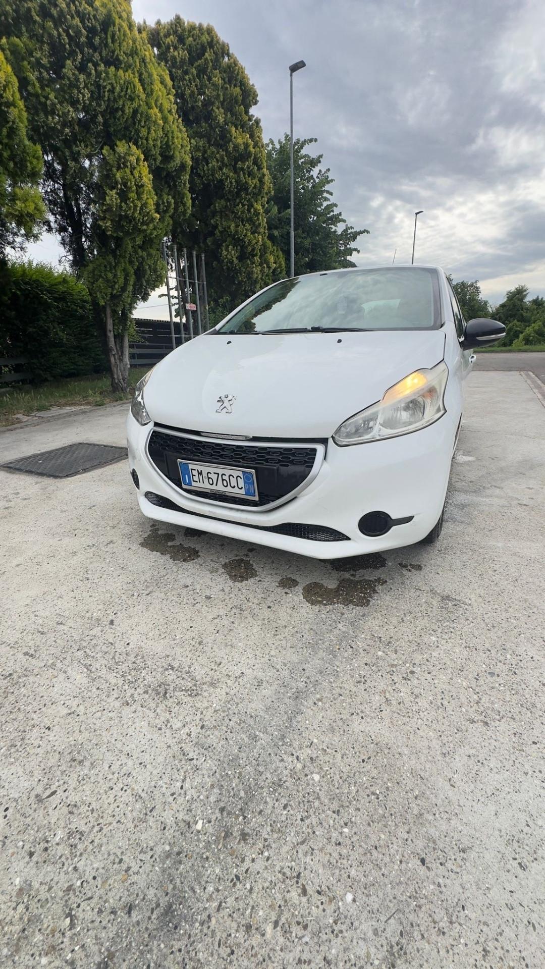 Peugeot 208 1.2 VTi 82 CV 5 porte Access