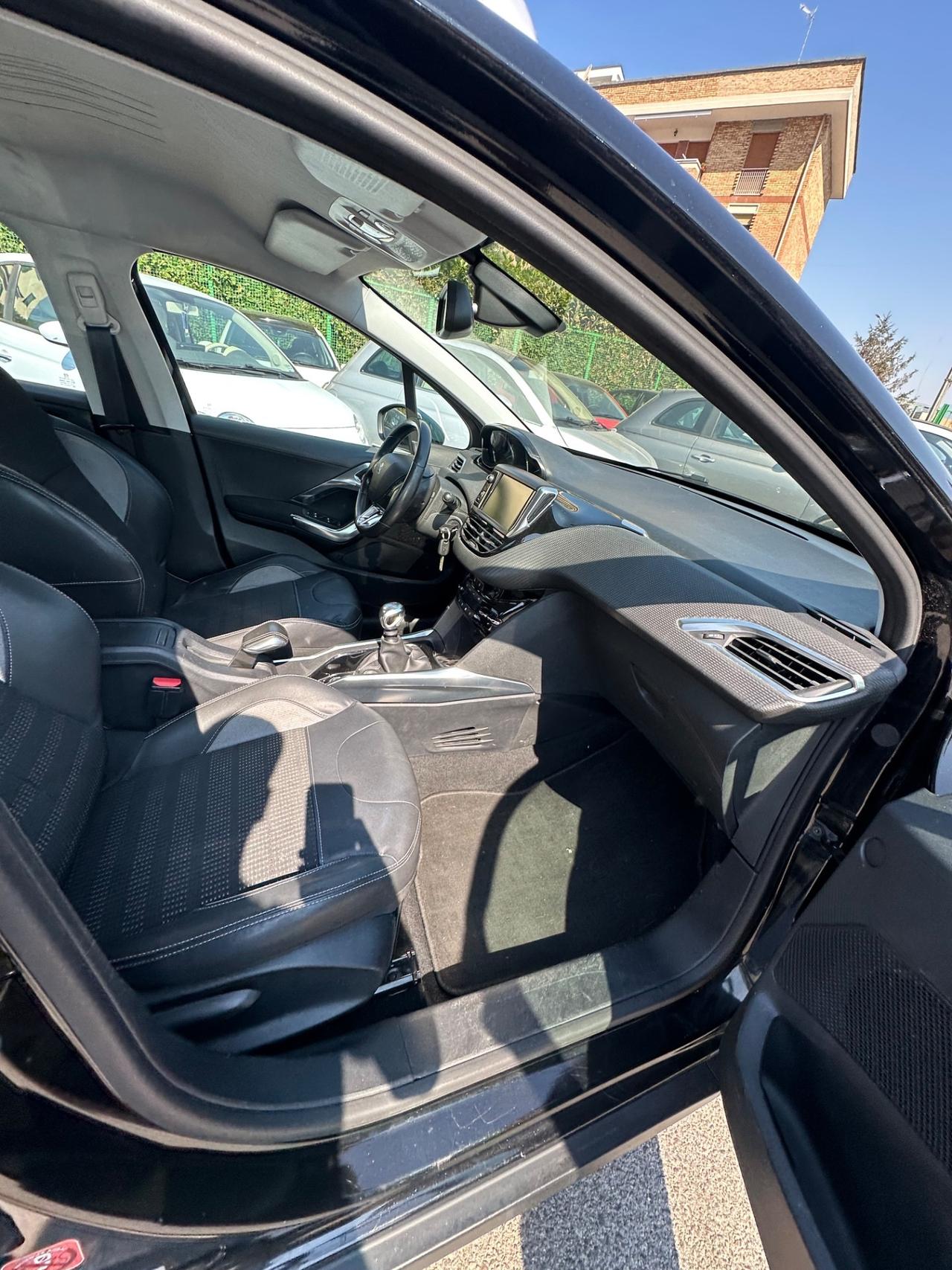 Peugeot 2008 1.6 e-HDi 115 CV Stop&Start Allure