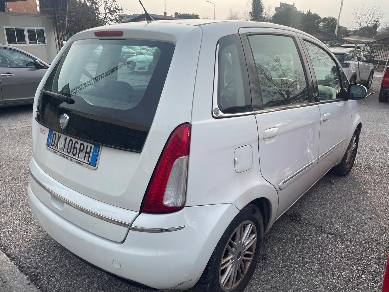 Lancia MUSA 1.3 Multijet 16V Argento