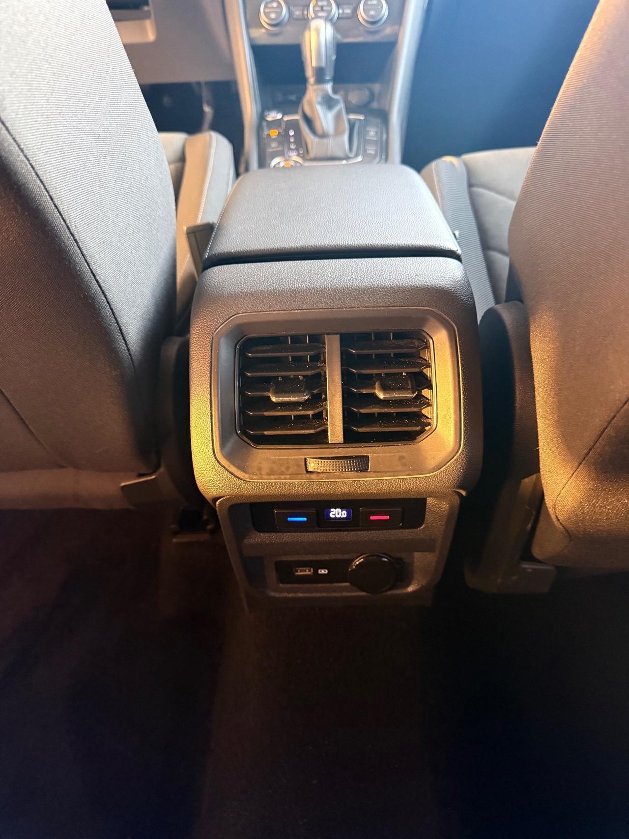 Volkswagen Tiguan Allspace 2.0 BiTDI SCR DSG 4MOT. Advanced R-Line BMT