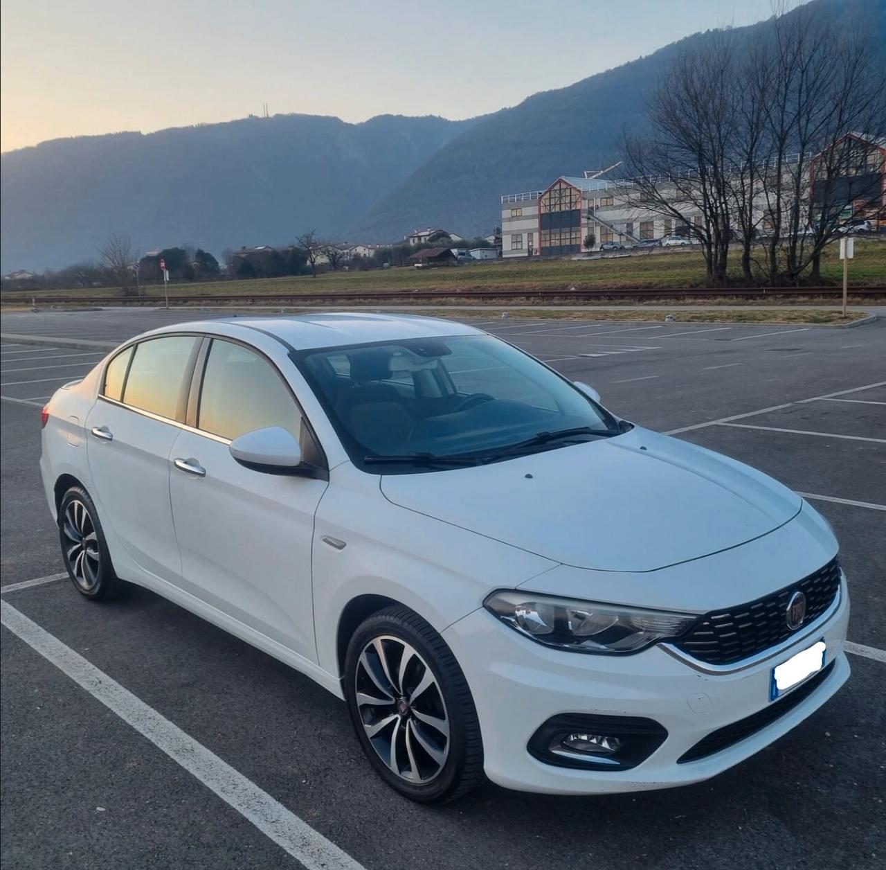 Fiat Tipo 1.6 Mjt S&S 5 porte Lounge