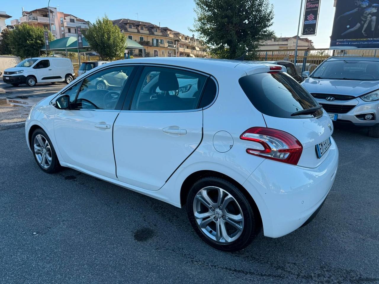 PEUGEOT 208 5PORTE ALLURE 1.4HDI 68CV 113MILAKM