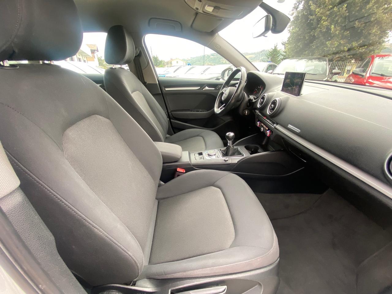 Audi A3 SPB 30 TDI Business 116cv