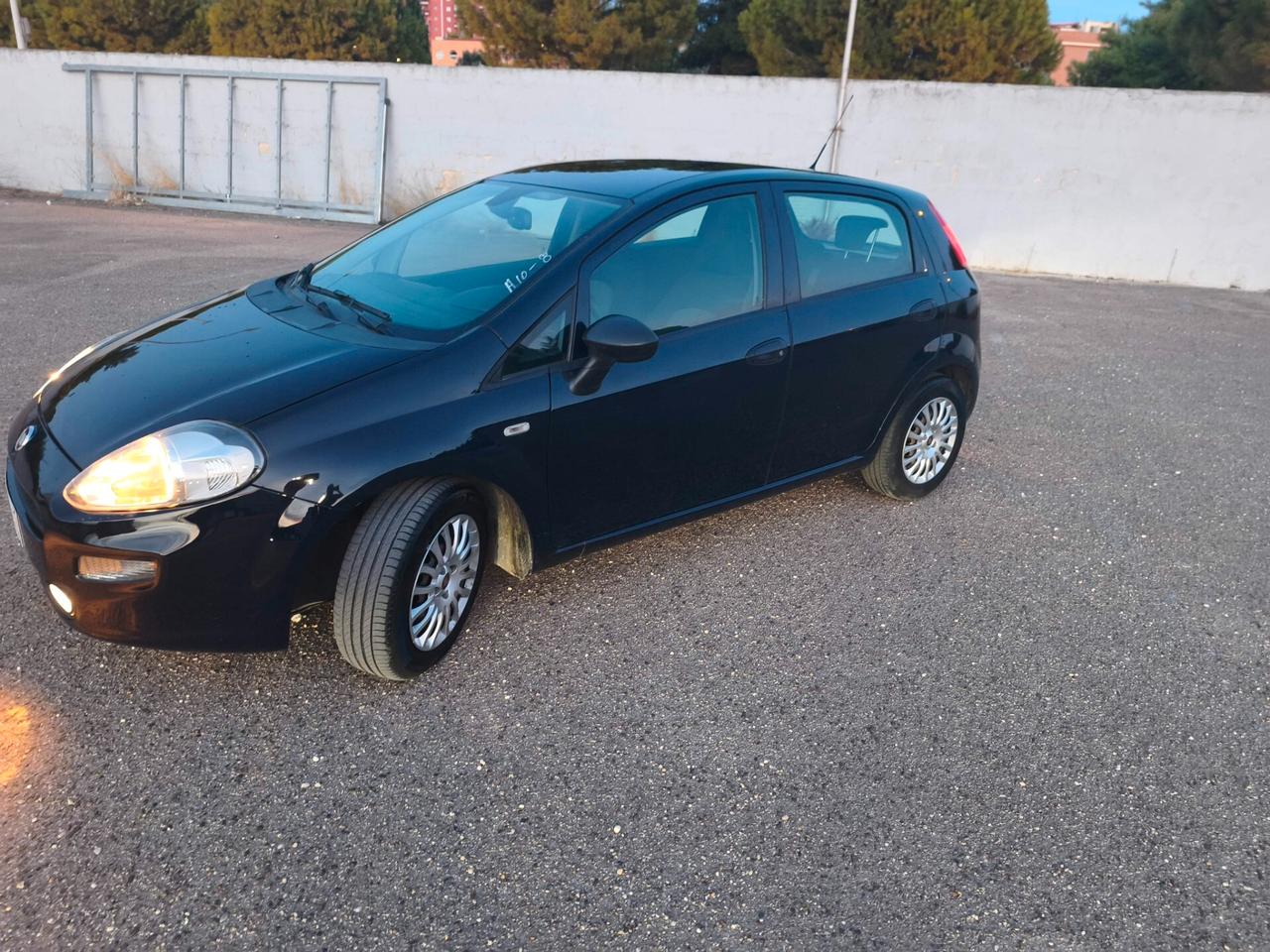 Fiat Punto 1.3 MJT II S&S 95 CV 5 porte Street(12 mesi di garanzia)