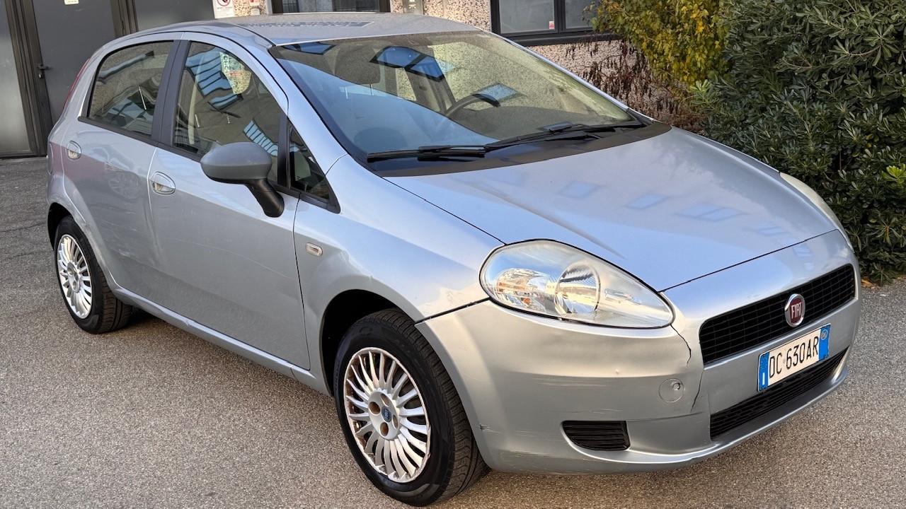 Fiat Grande Punto 1.2 5 porte Active ok neo patentati
