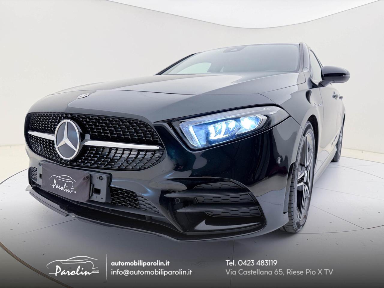 Mercedes-Benz A 180 d Premium Night Edition AMG LED