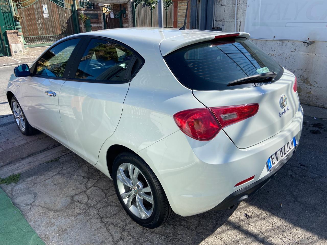 Alfa Romeo Giulietta 1.6 JTDm-2 105 CV Progression