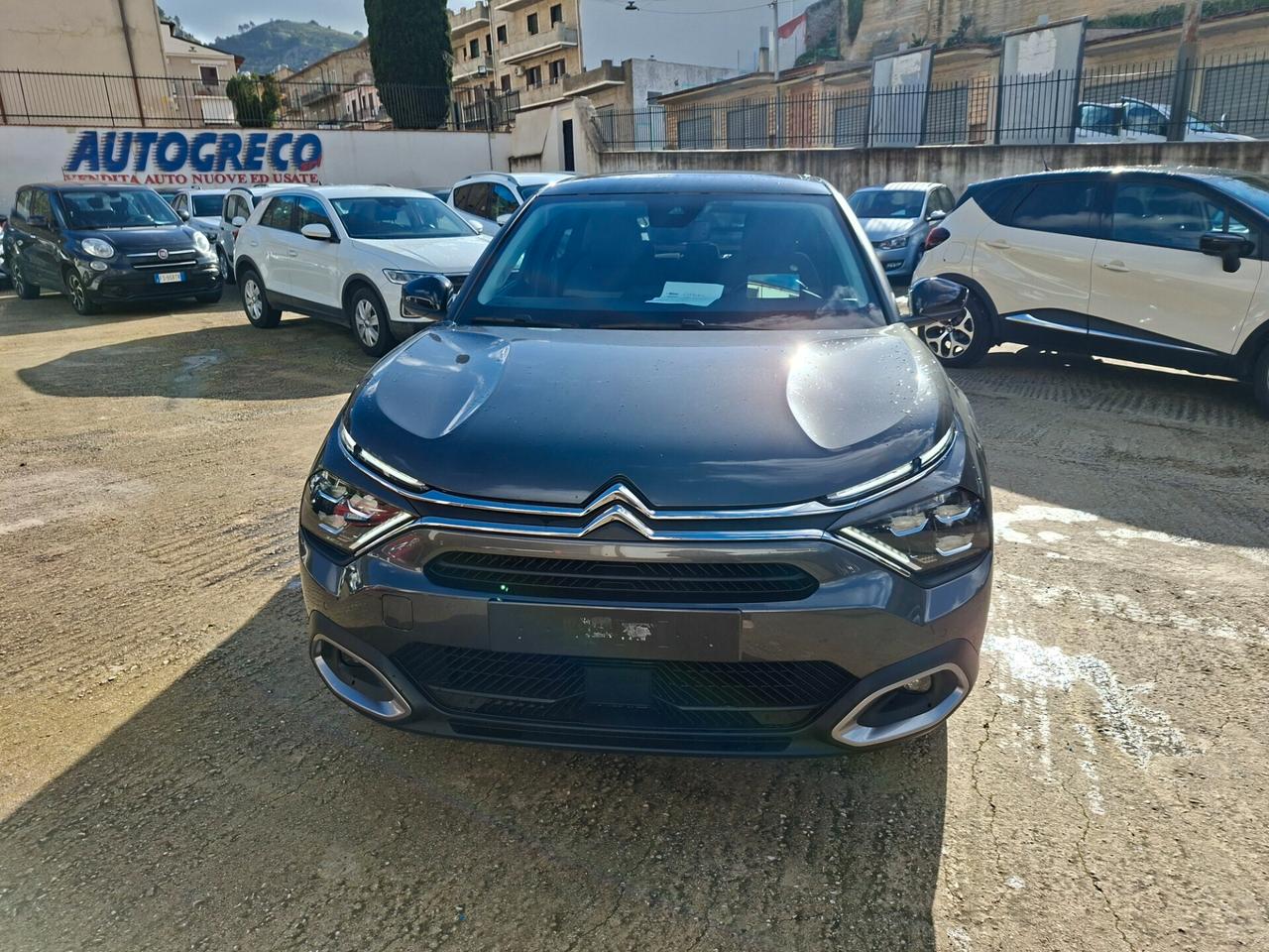 Citroen C4 PureTech 130 S&S EAT8 Shine