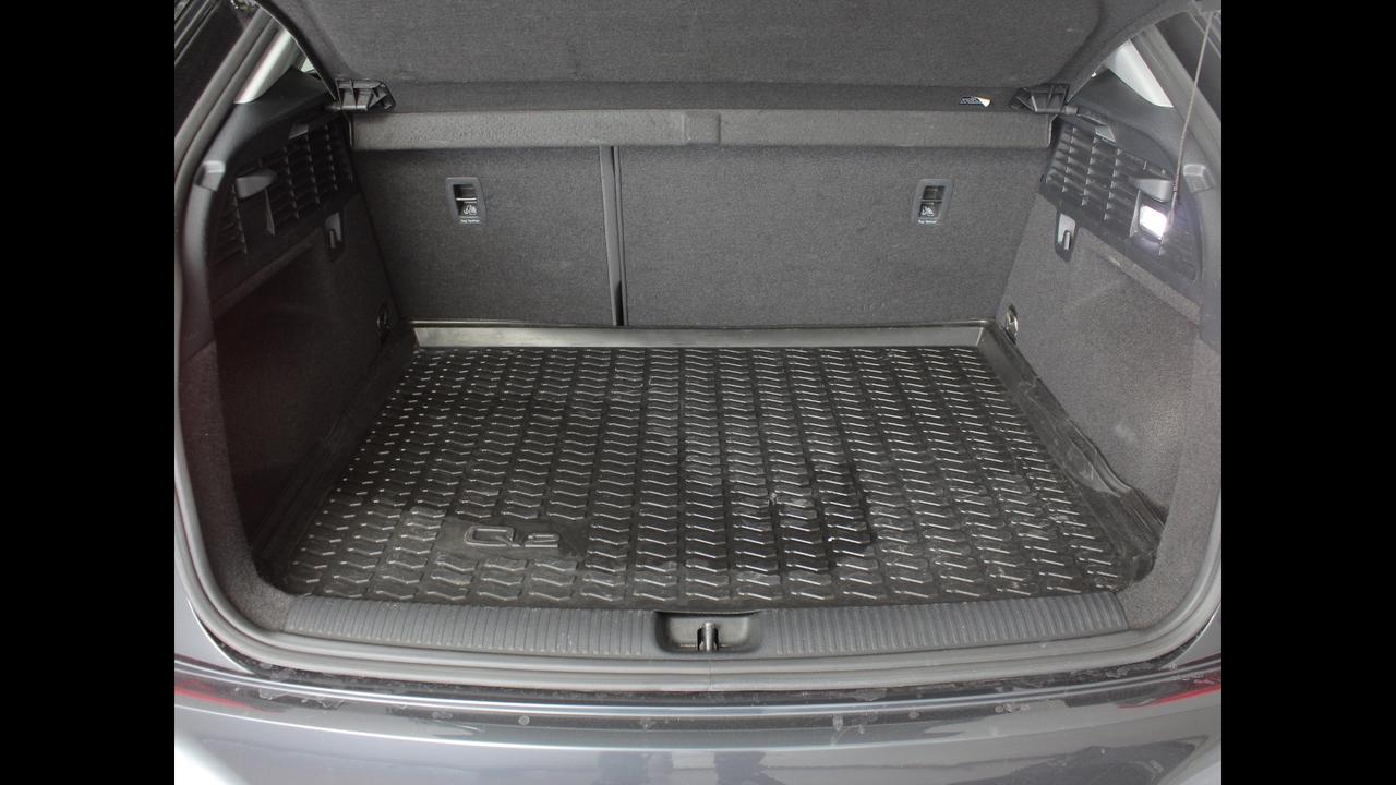 AUDI Q2 I 2021 - Q2 30 1.0 tfsi Admired