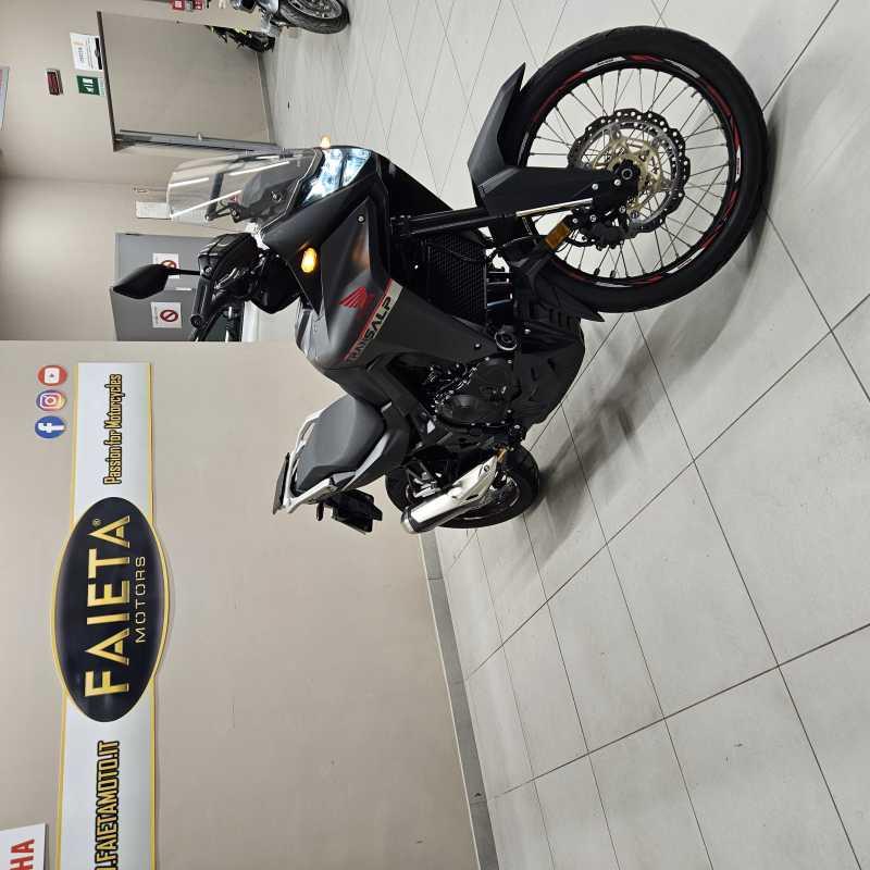 Honda Transalp XL750 - 2024