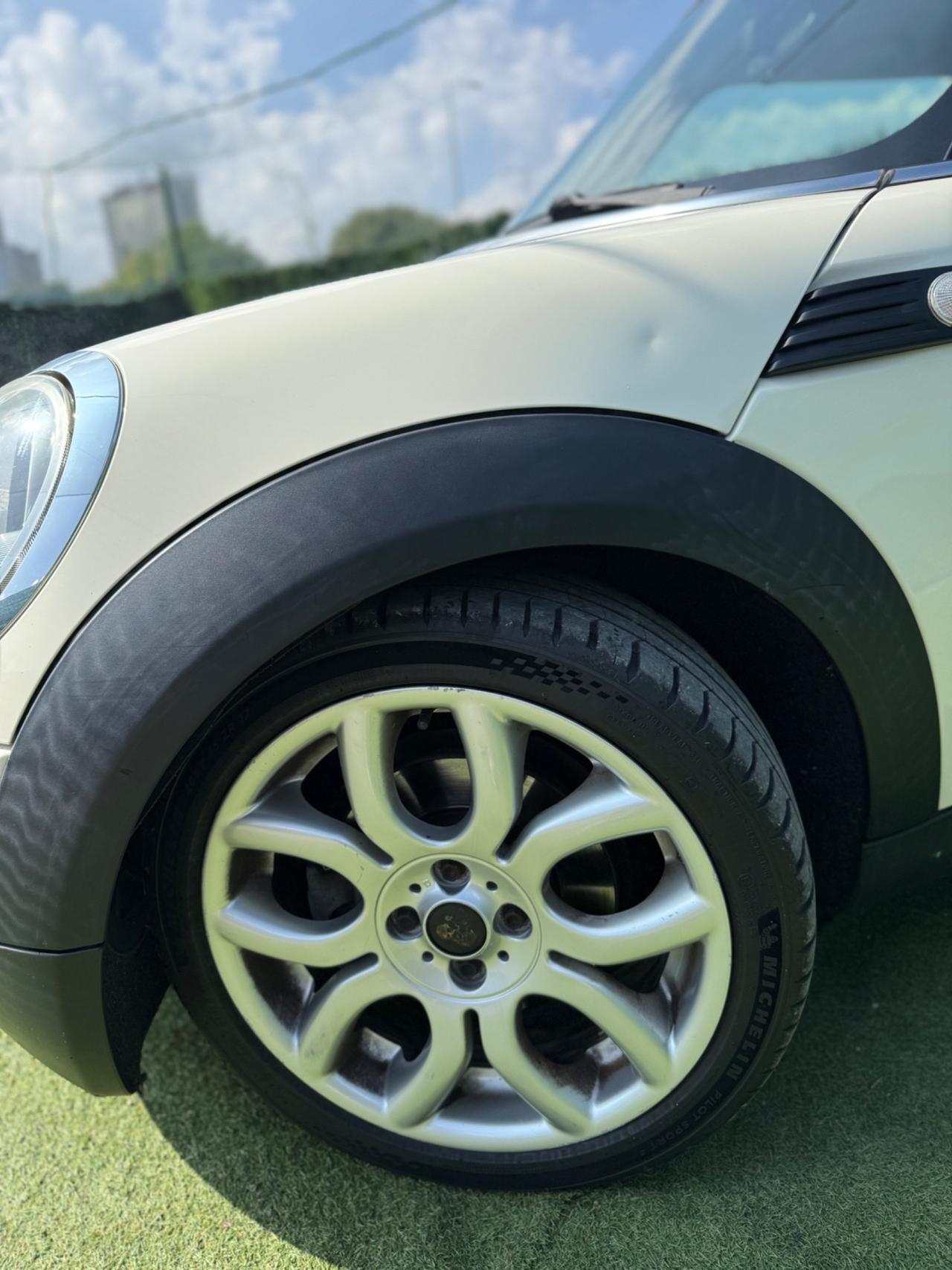 Mini COOPER 2009 140000KM NEOPATENTATI
