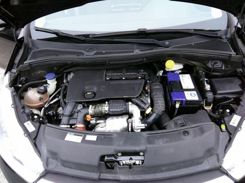 Peugeot 208 5p 1.6 bluehdi Active 75cv