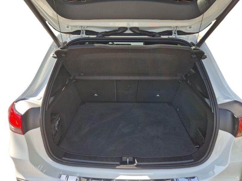 Mercedes-Benz GLA GLA 200 d Automatic Premium
